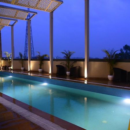Ramaya Hotel Rohtak Exterior foto